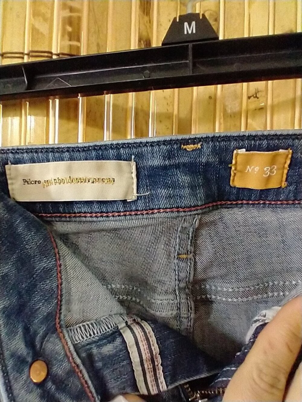 Pilcro and the Letterpress (Anthropologie) Medium-Wash Jeans in Size 33 - Picture 3 of 5